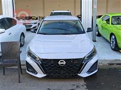 نيسان ألتيما